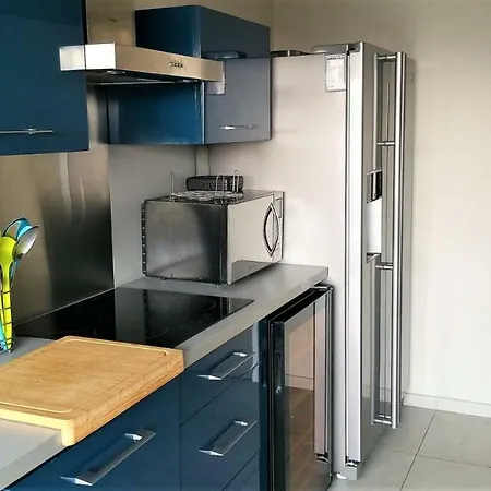 Apartman Le Suffren Ii *